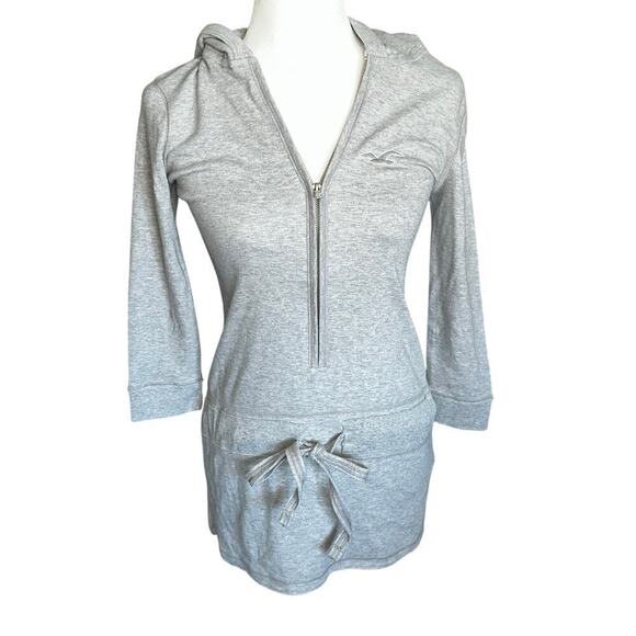 Hollister Dresses & Skirts - NWT rare  Y2k hollister long sleeve mini sweater dress